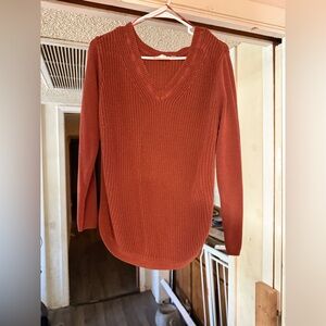 RD Style Women's V-Neck Sweater in Rust